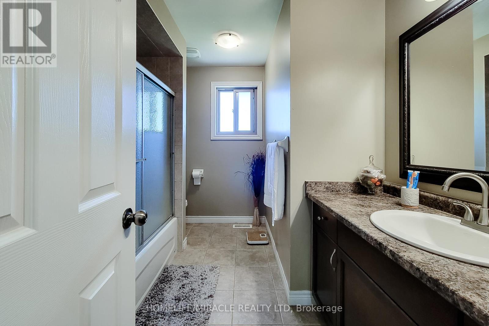 197 Cloverleaf Drive, Hamilton, ON
