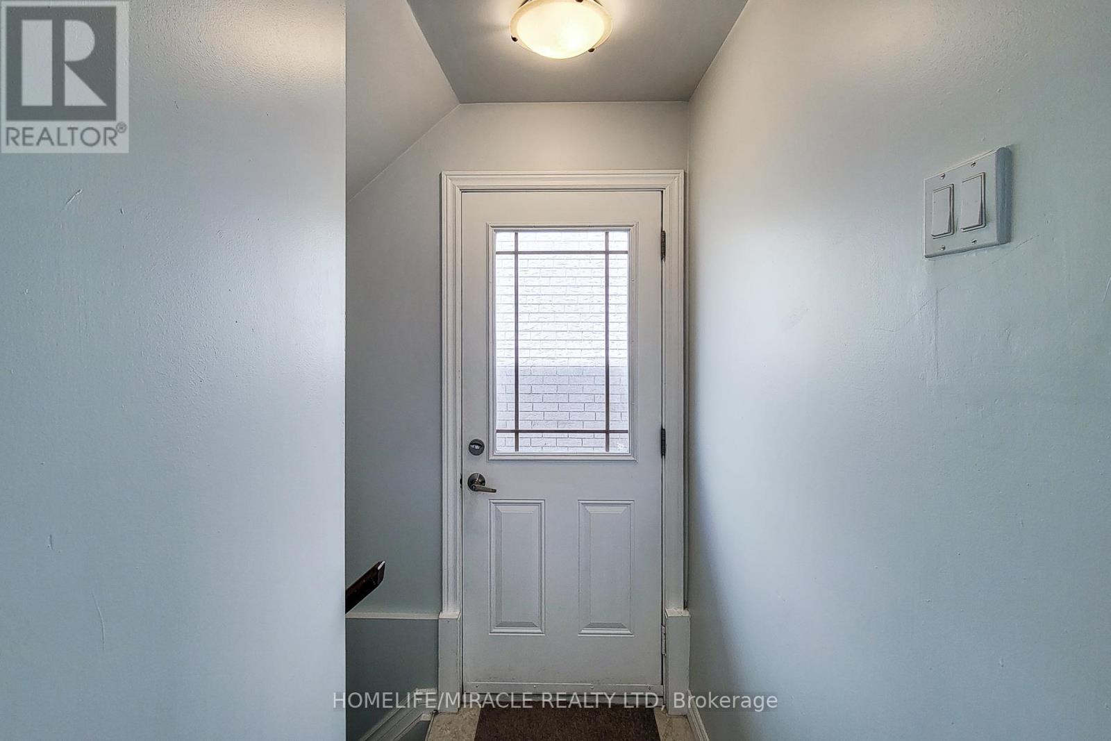 197 Cloverleaf Drive, Hamilton, ON