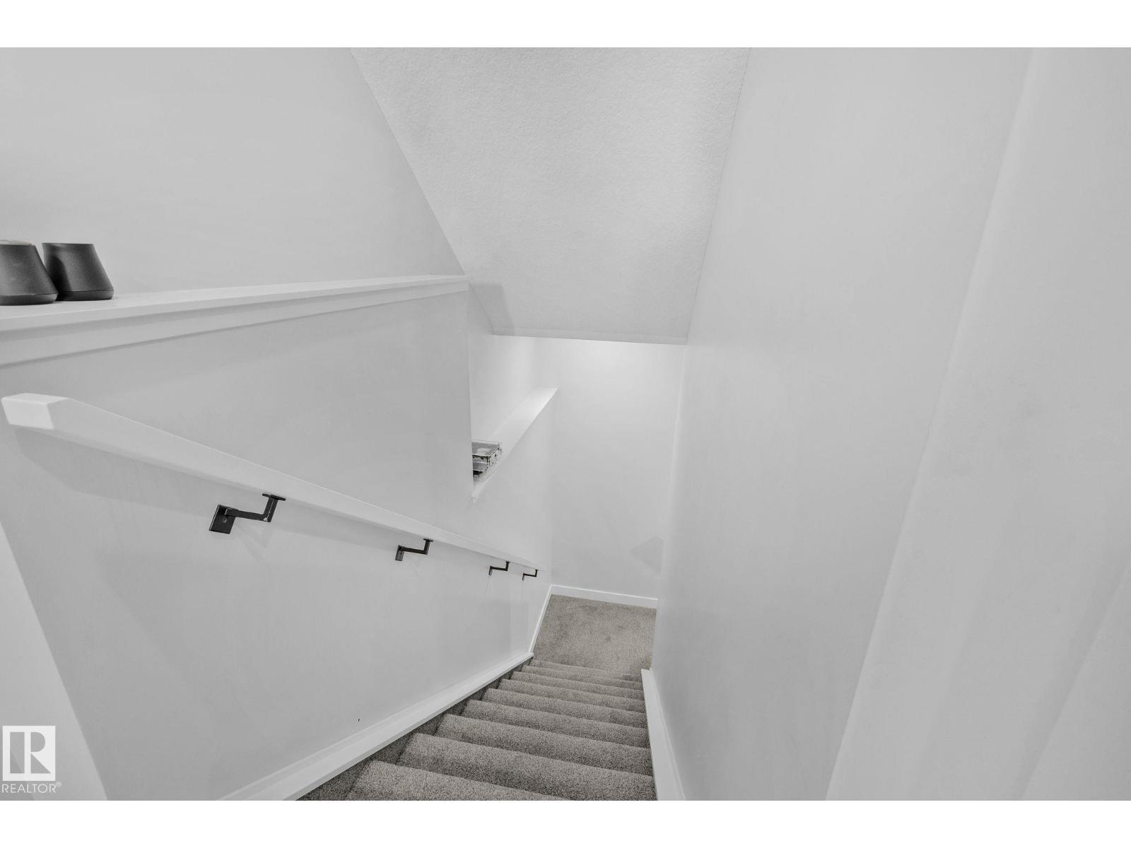 15816 29 Av Sw, Edmonton, AB