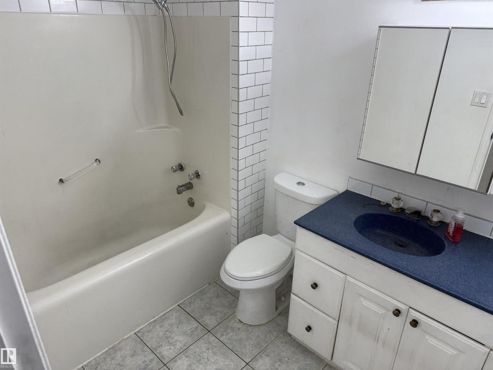 14537 121 St Nw, Edmonton, AB