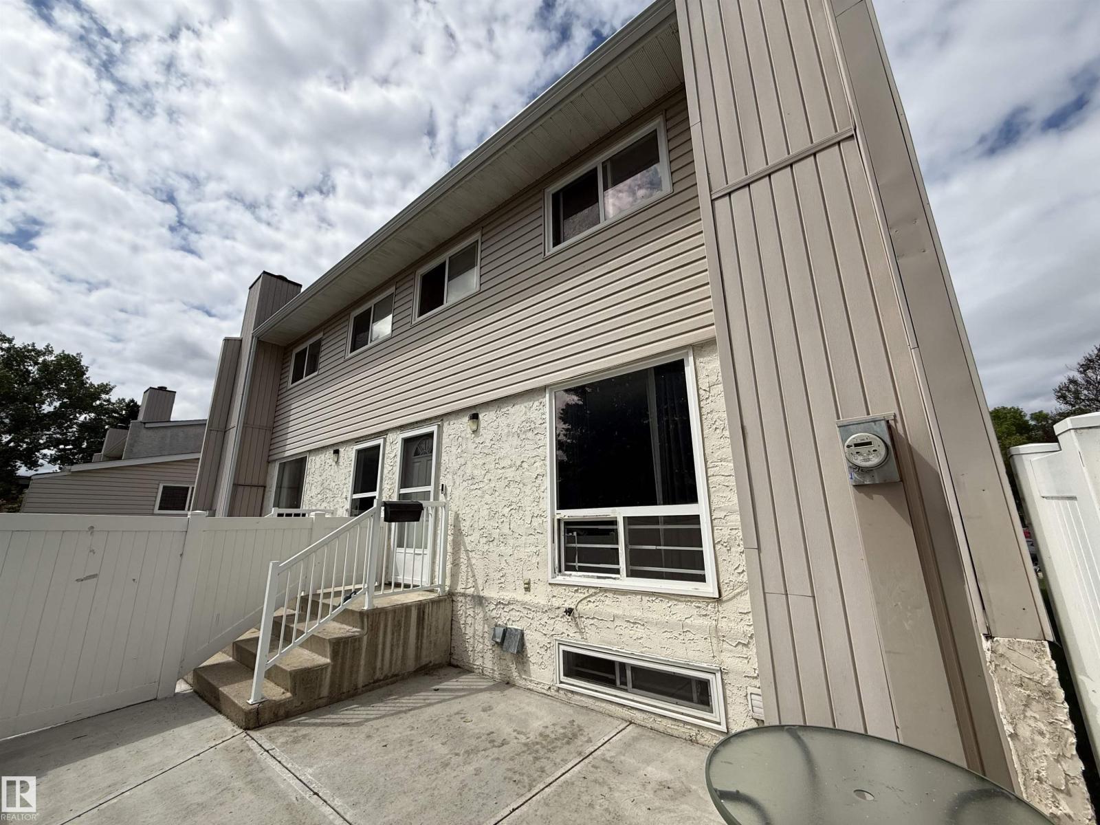 14537 121 St Nw, Edmonton, AB