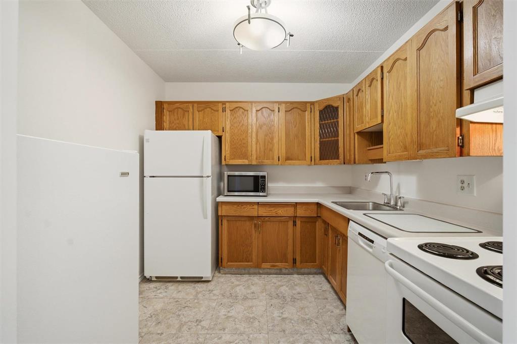 203 11 Burland Avenue, Winnipeg, MB