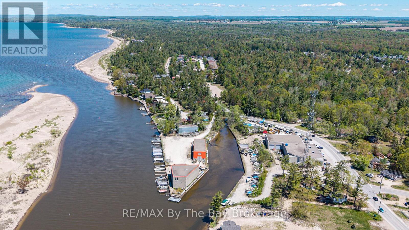 30 Shore Line E, Wasaga Beach, ON