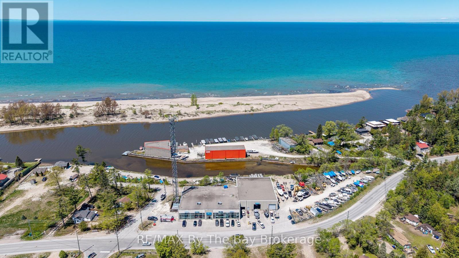 30 Shore Line E, Wasaga Beach, ON