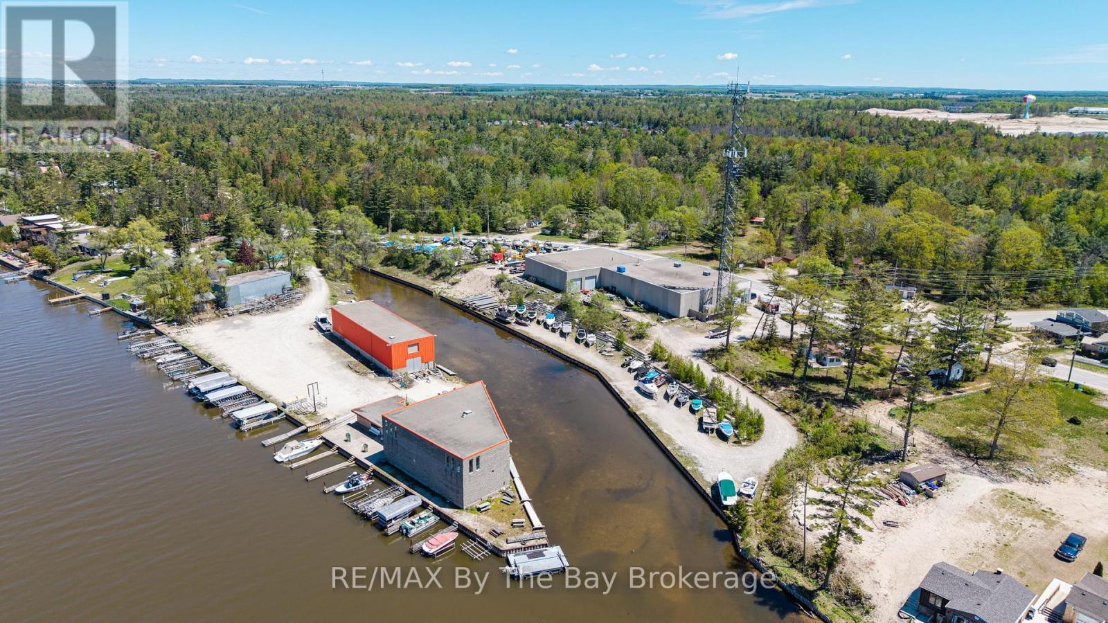 30 Shore Line E, Wasaga Beach, ON