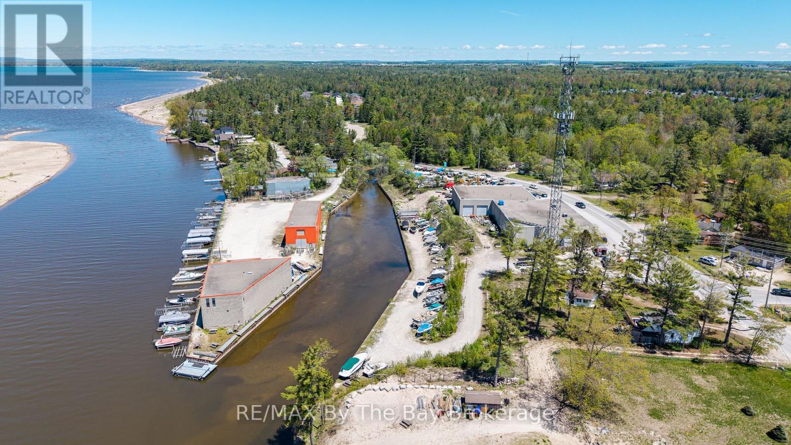 30 Shore Line E, Wasaga Beach, ON