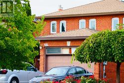 121 HARMONIA CRESCENT Vaughan, ON L4L 3Y2