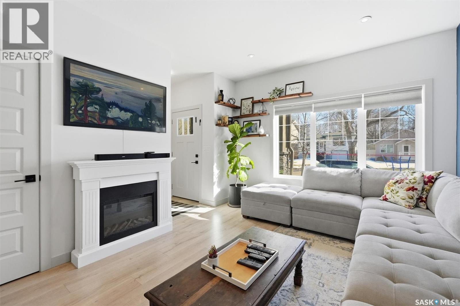 111 2Nd Street E, Saskatoon, SK