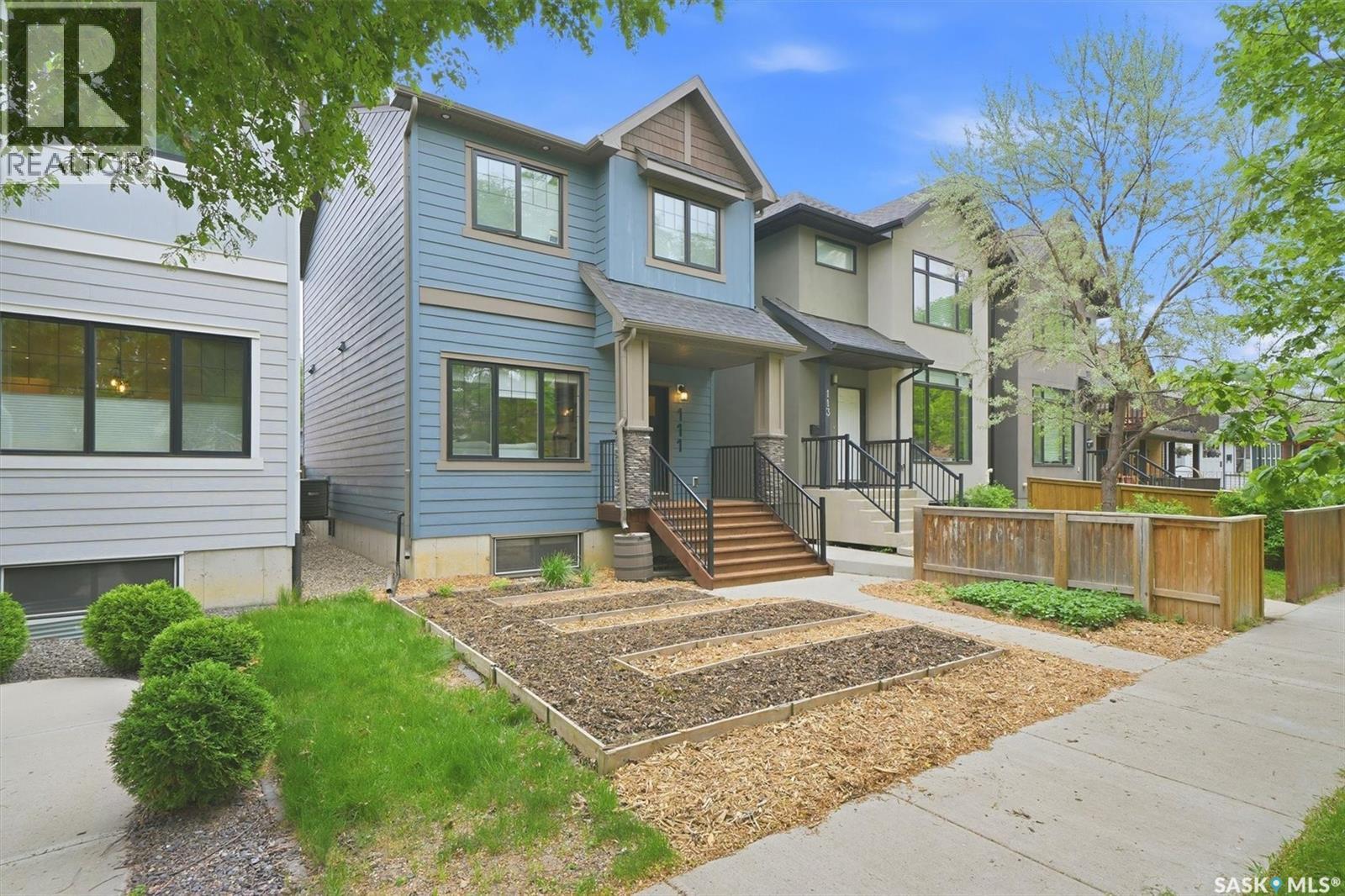 111 2Nd Street E, Saskatoon, SK