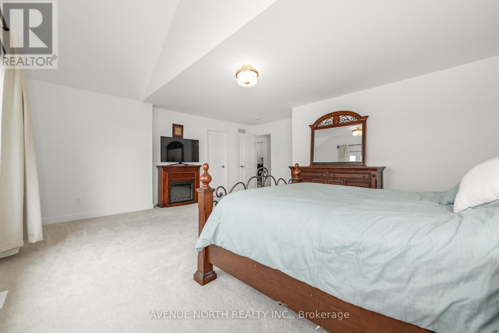 219 Reisling Way, Ottawa, ON