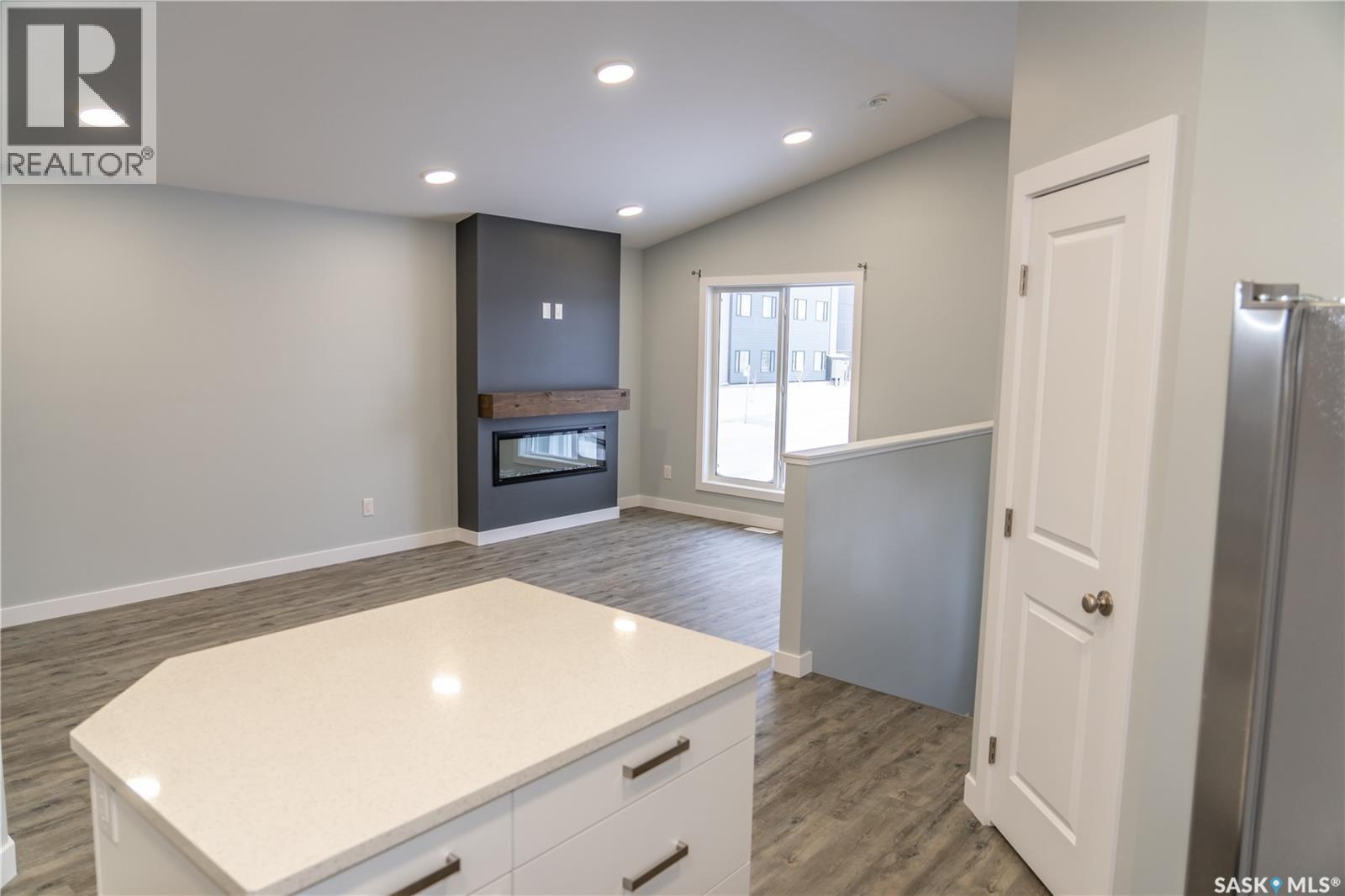 370 Stehwien Street, Saskatoon, SK