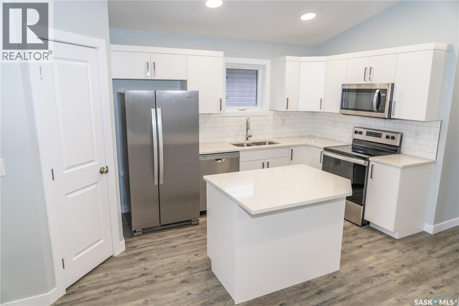 370 Stehwien Street, Saskatoon, SK