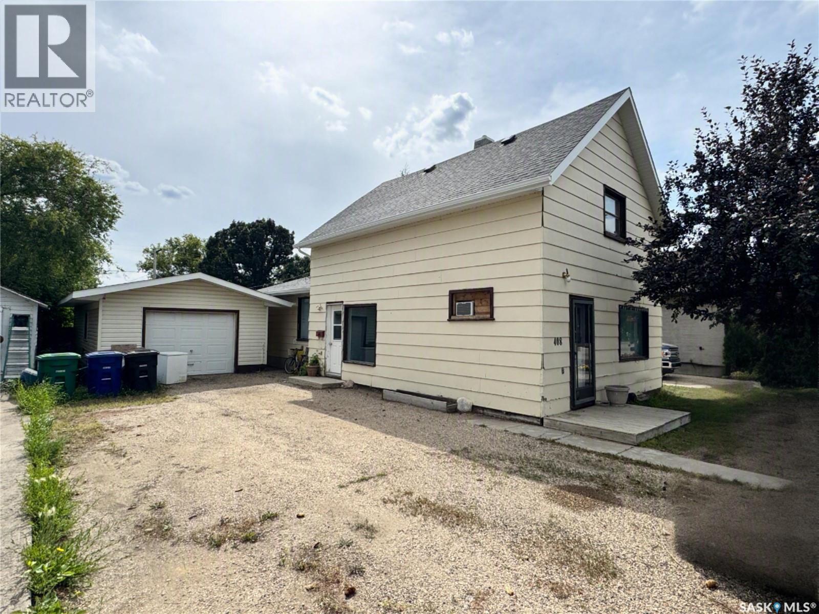 408 4Th Avenue E, Biggar, SK - Outdoor