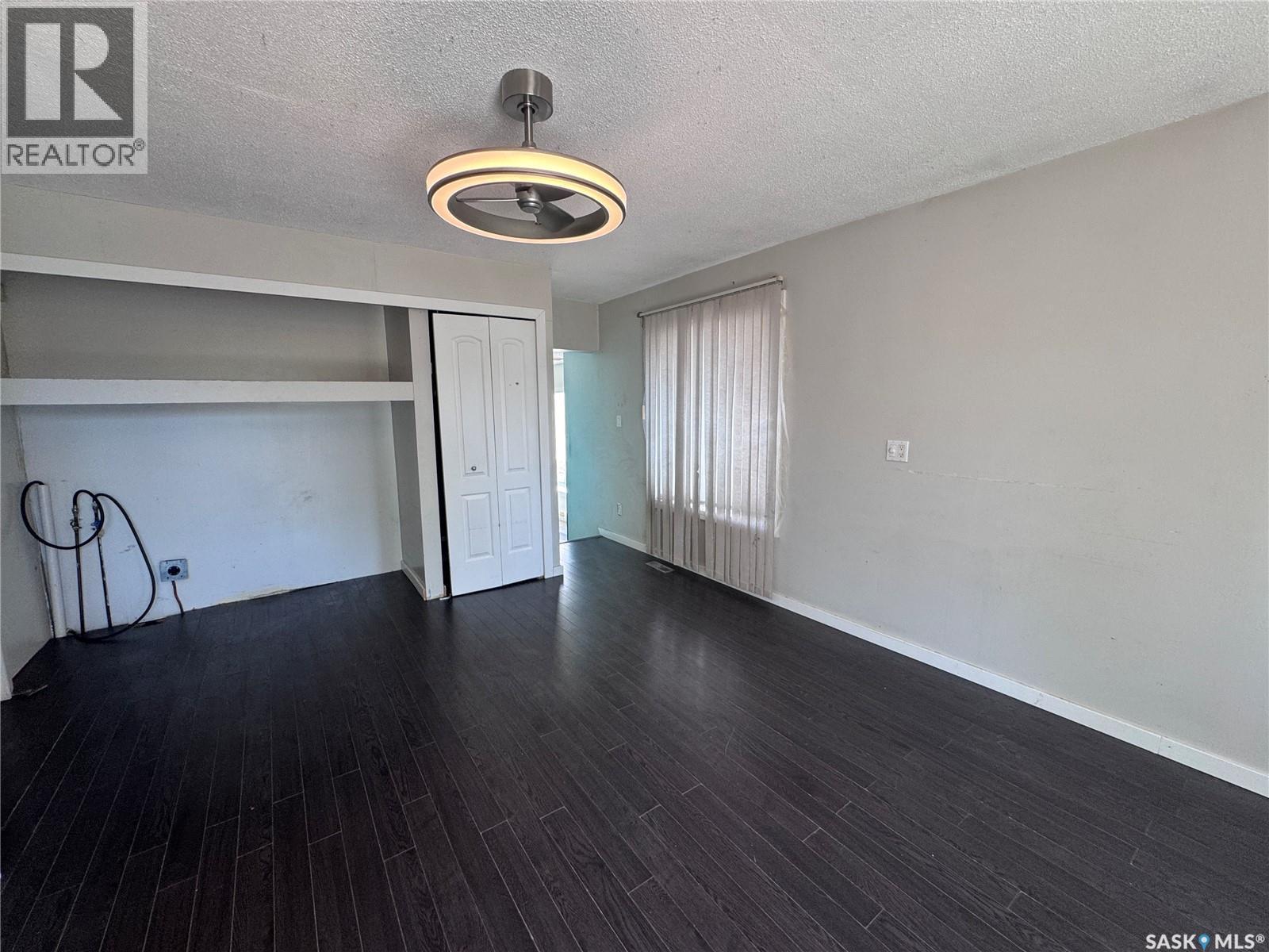 408 4Th Avenue E, Biggar, SK