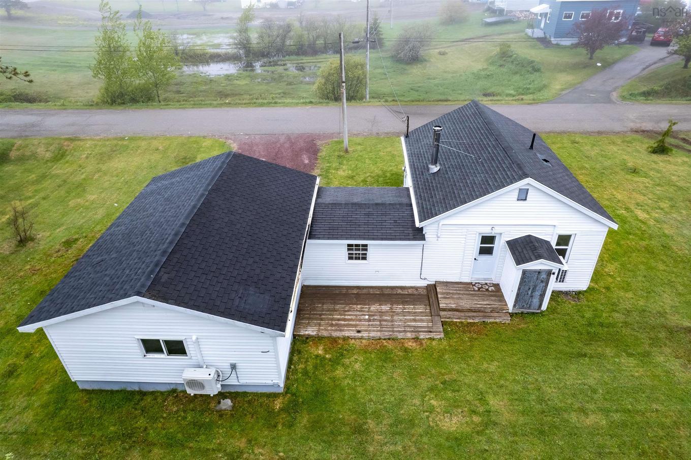 30 Thomas Avenue Sydney Ns, Mira Road, NS
