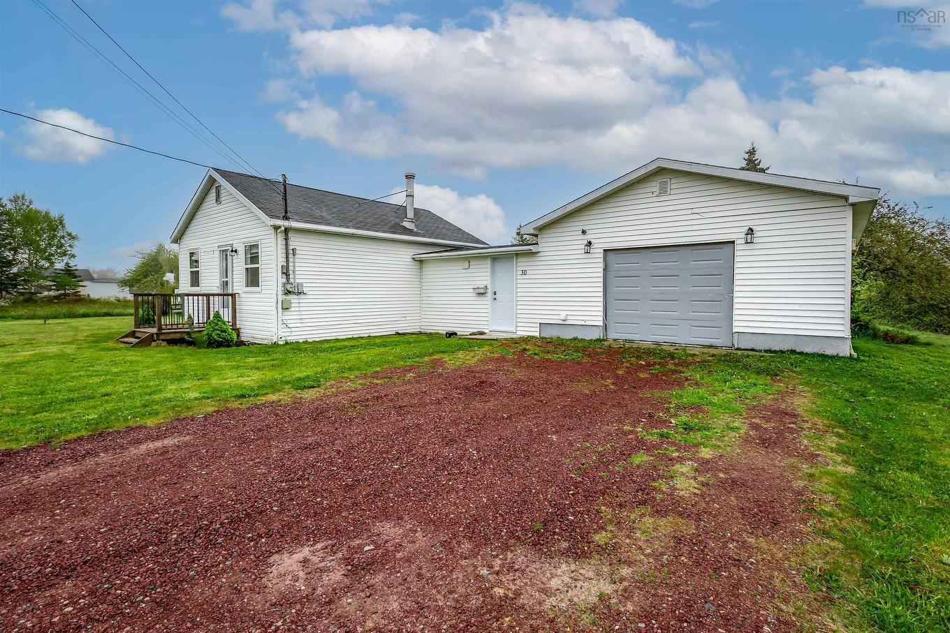 30 Thomas Avenue Sydney Ns, Mira Road, NS