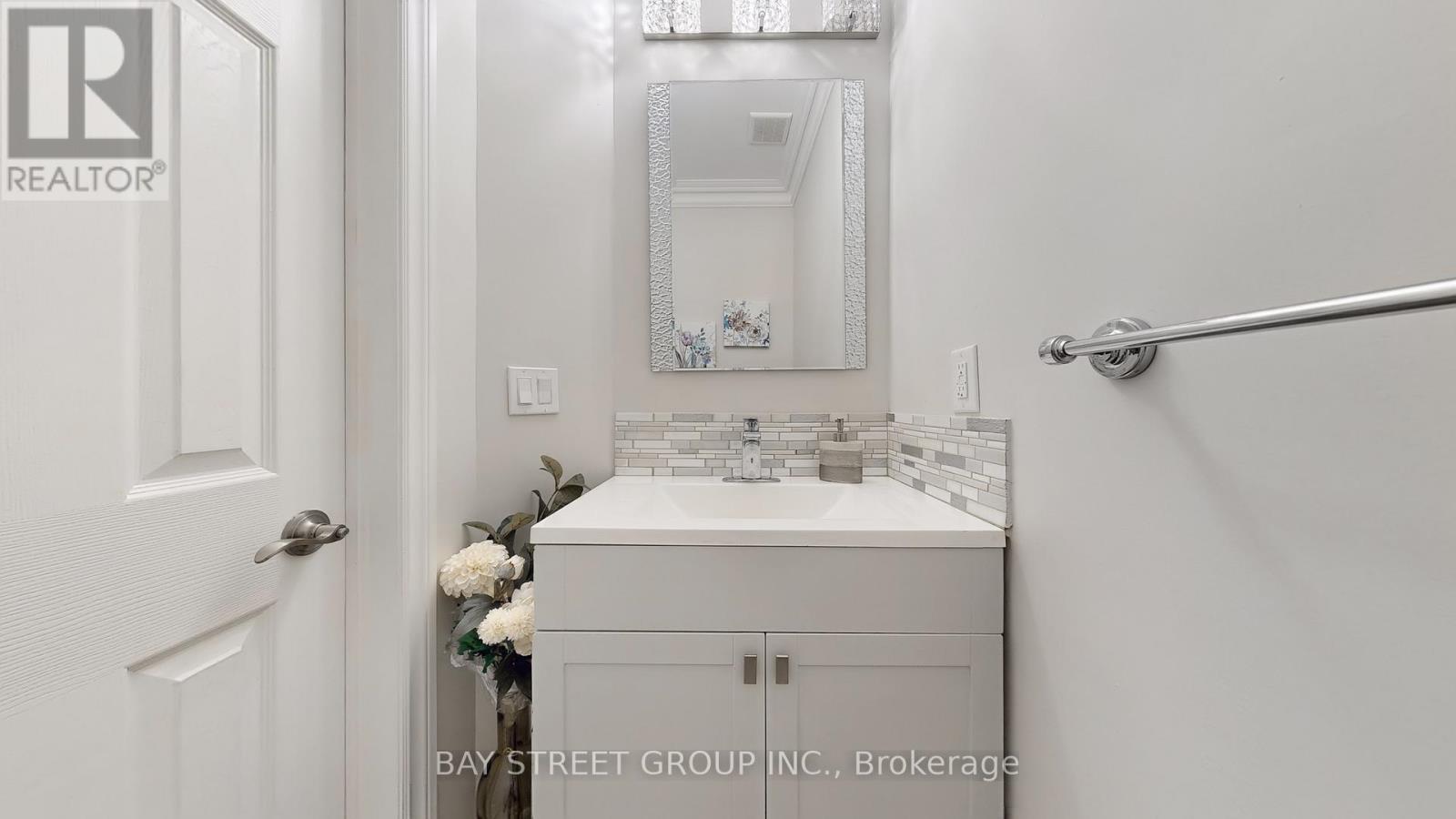 57 Whitburn Crescent, Vaughan, ON