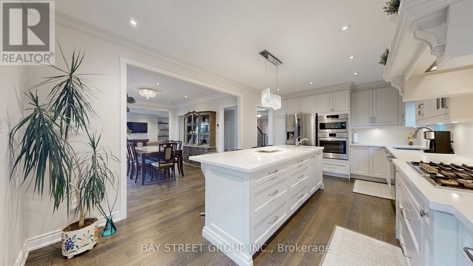 57 Whitburn Crescent, Vaughan, ON