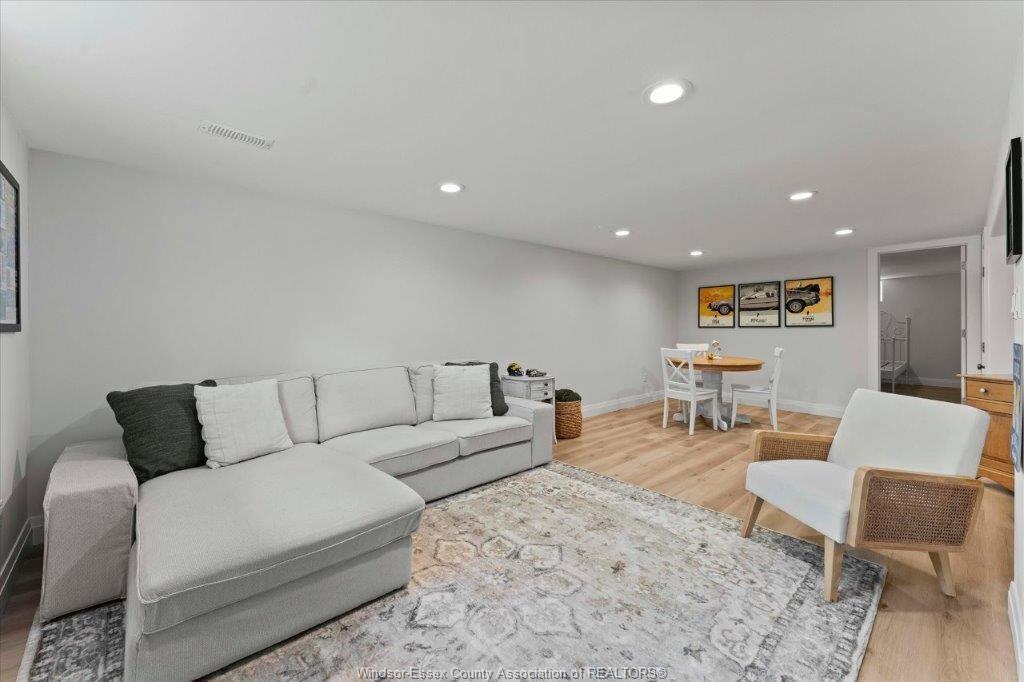 3501 Dandurand, Windsor, ON
