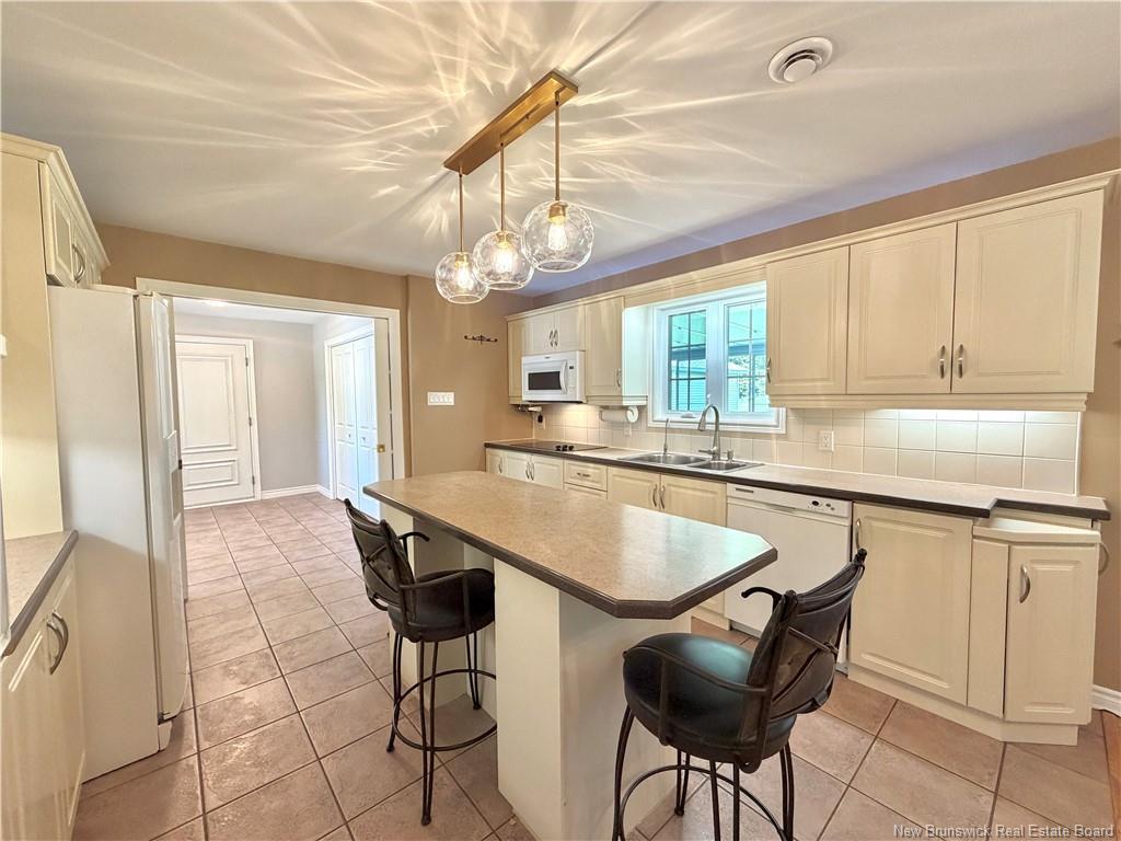 2260 Sunset, Bathurst, NB