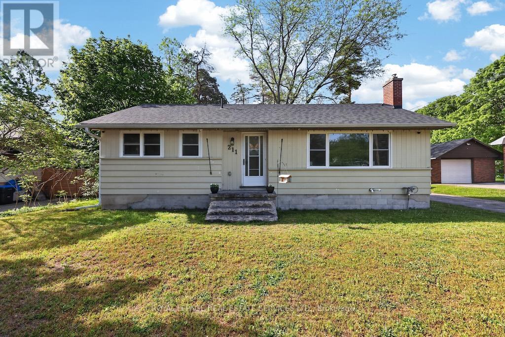 211 Mccrea Drive, Clearview, ON