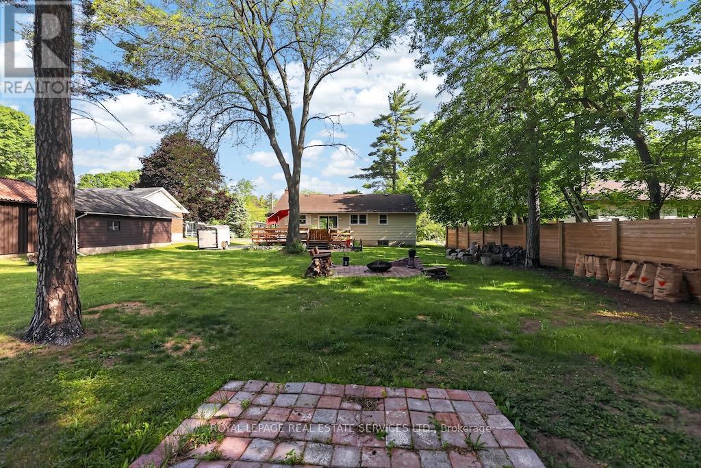 211 Mccrea Drive, Clearview, ON