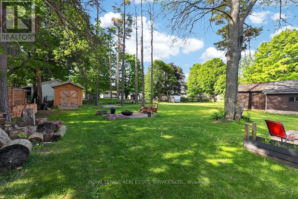 211 Mccrea Drive, Clearview, ON