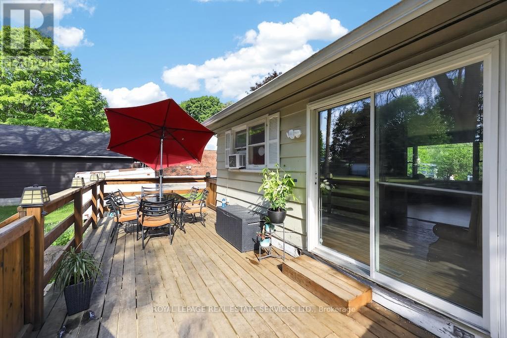 211 Mccrea Drive, Clearview, ON