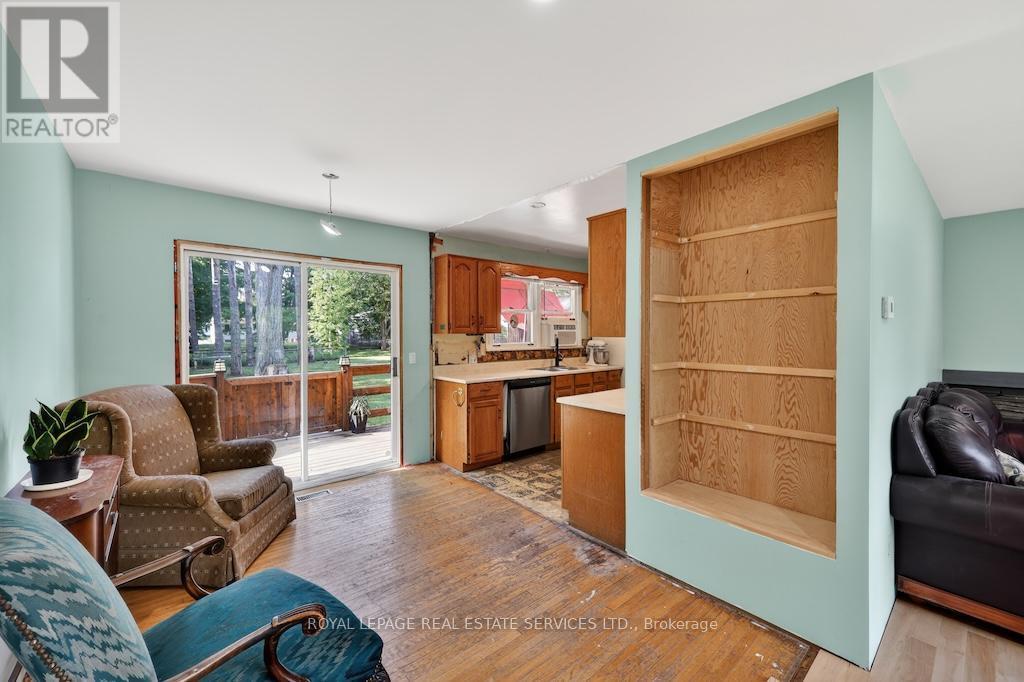 211 Mccrea Drive, Clearview, ON