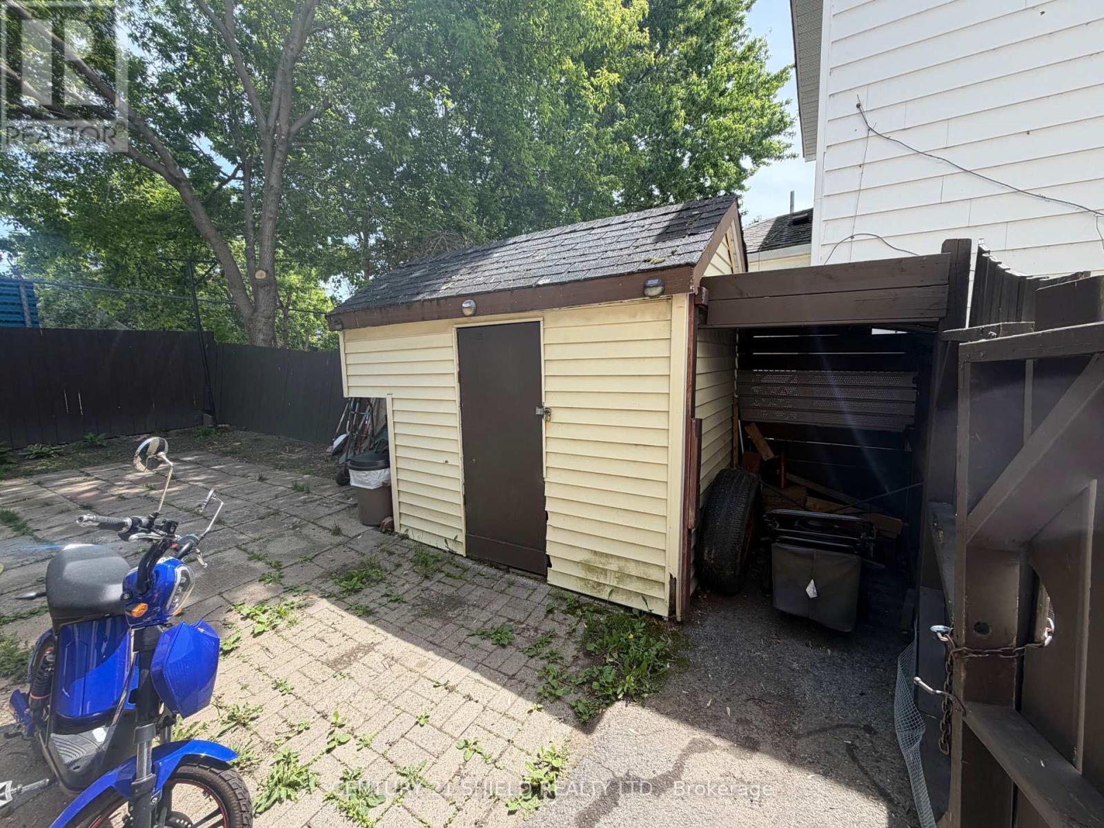 Shed & storage - 9 Bergin Avenue, Cornwall, ON