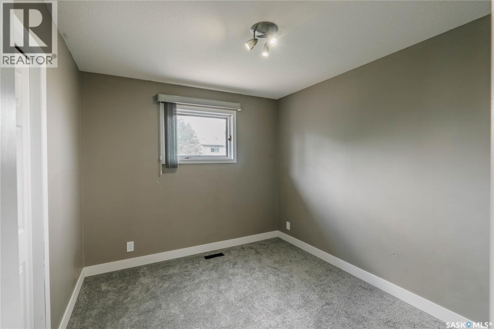 335 Thain Crescent, Saskatoon, SK