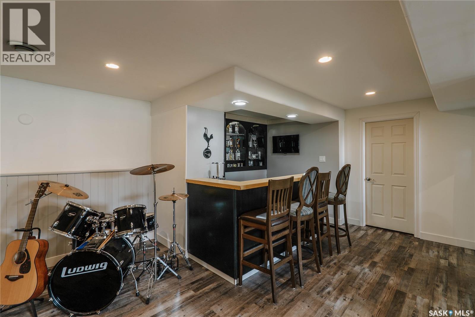 335 Thain Crescent, Saskatoon, SK