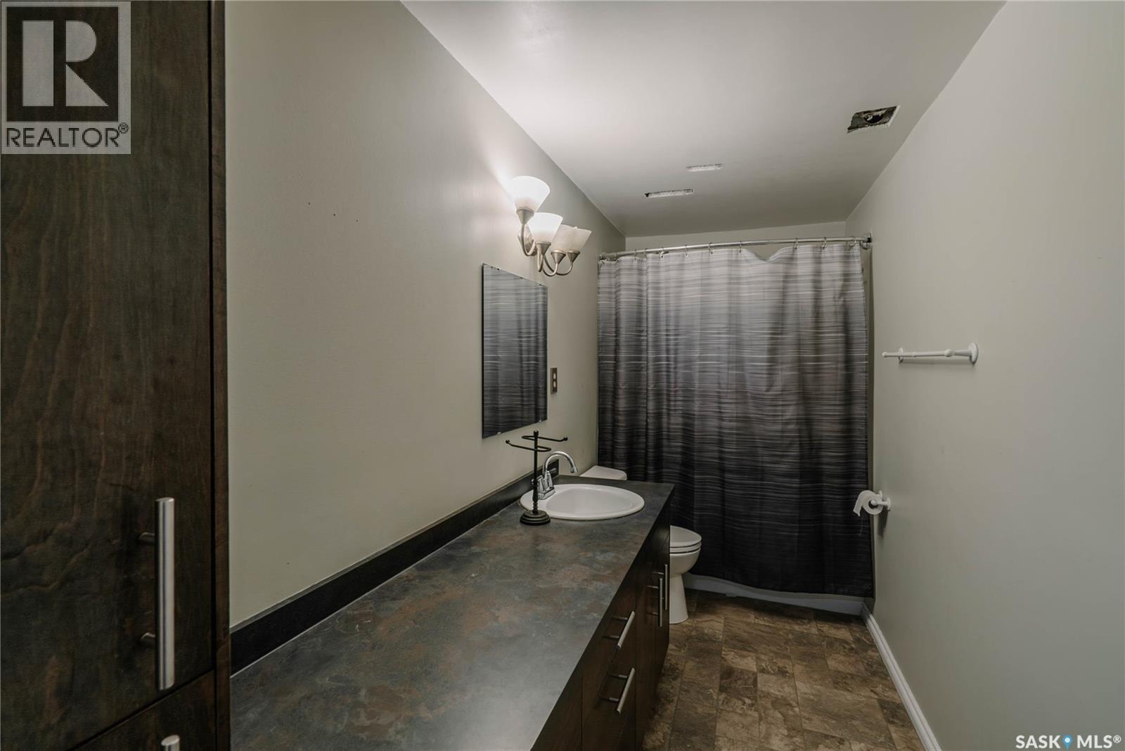 335 Thain Crescent, Saskatoon, SK