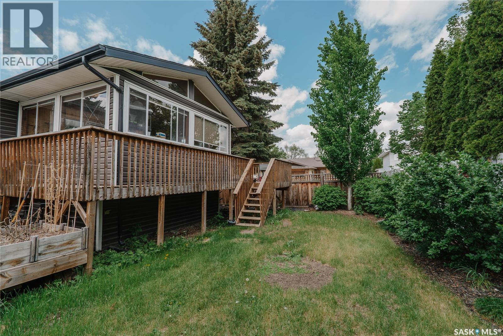 335 Thain Crescent, Saskatoon, SK
