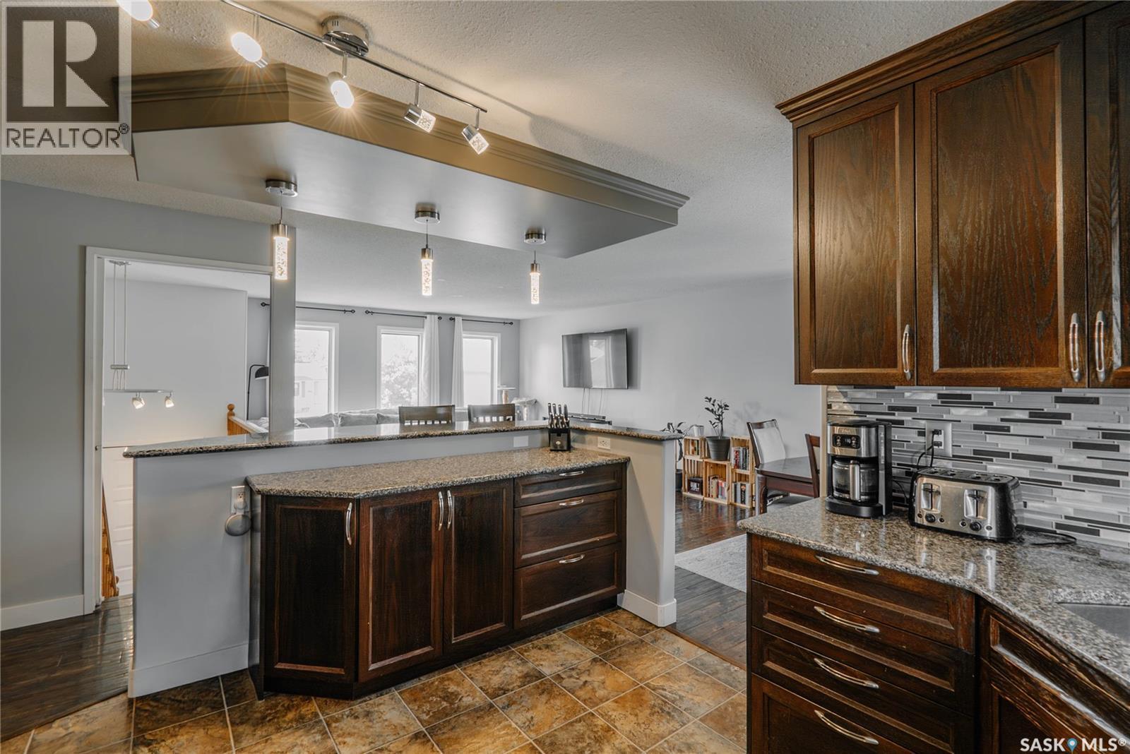 335 Thain Crescent, Saskatoon, SK