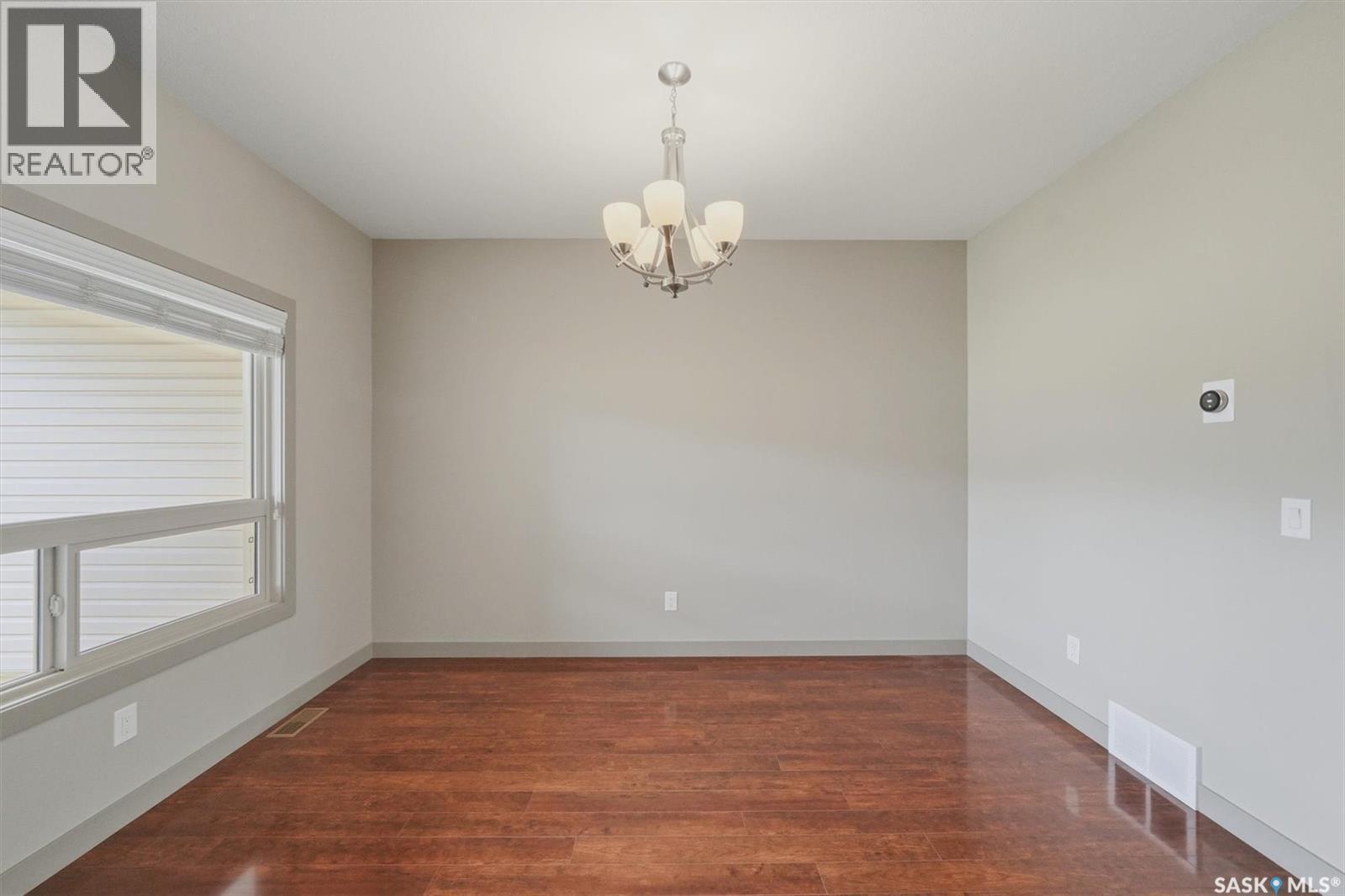 256 Maningas Bend, Saskatoon, SK