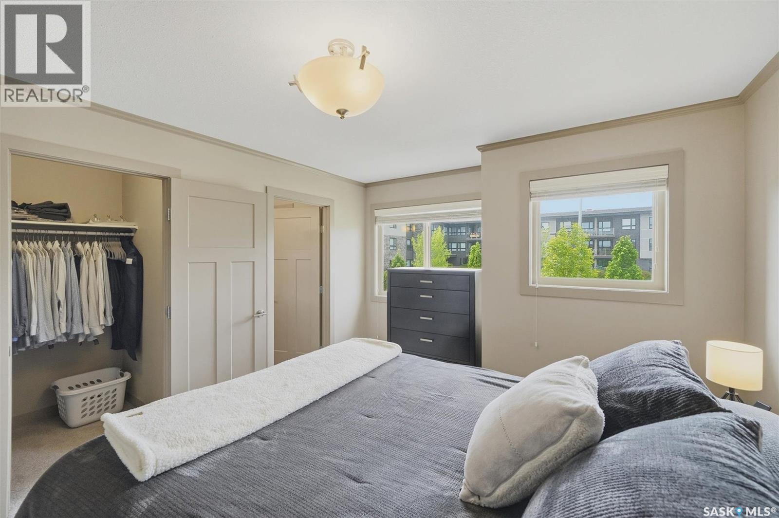 256 Maningas Bend, Saskatoon, SK