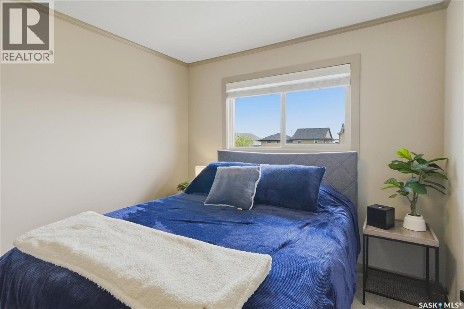 256 Maningas Bend, Saskatoon, SK