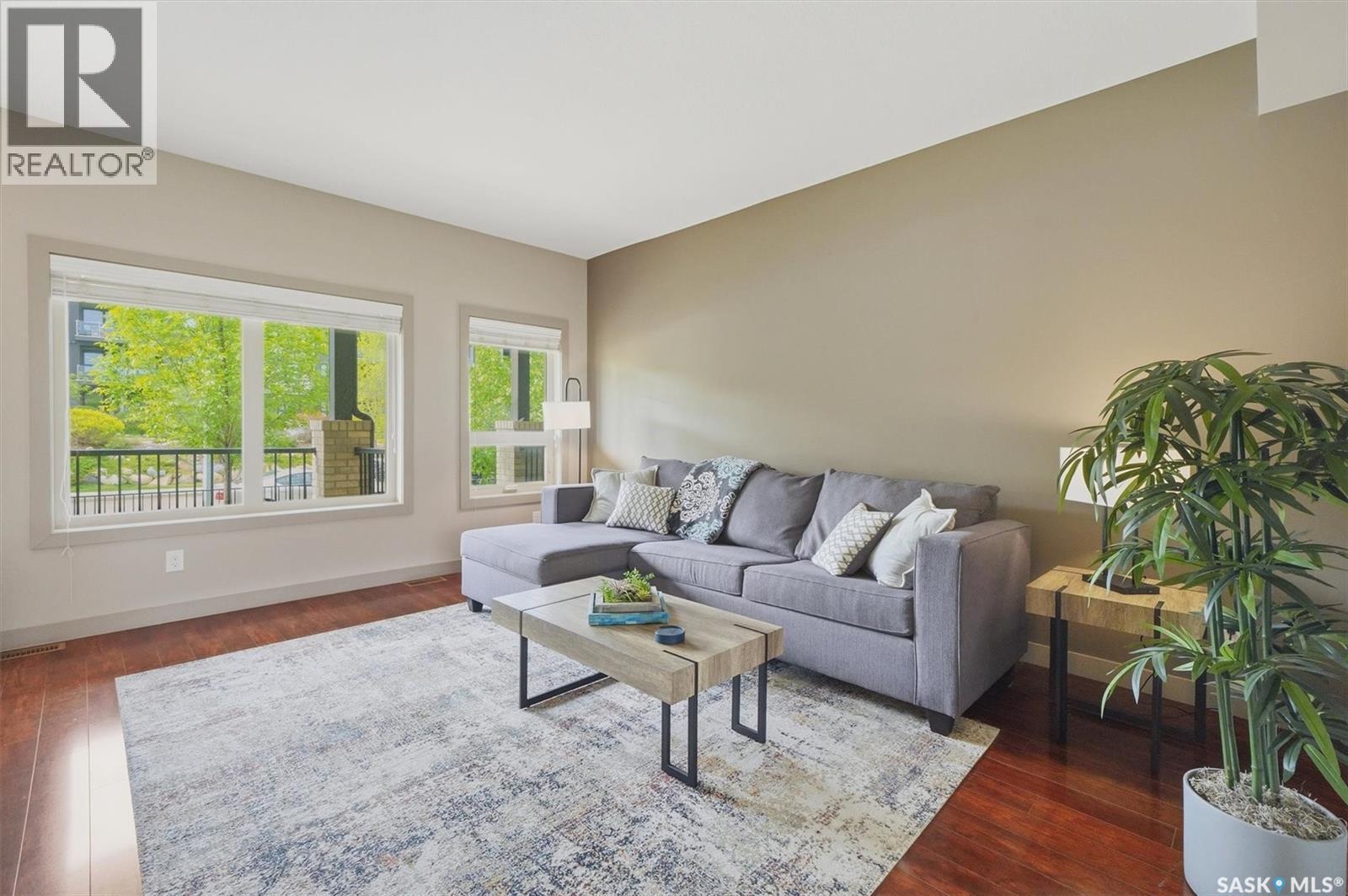 256 Maningas Bend, Saskatoon, SK