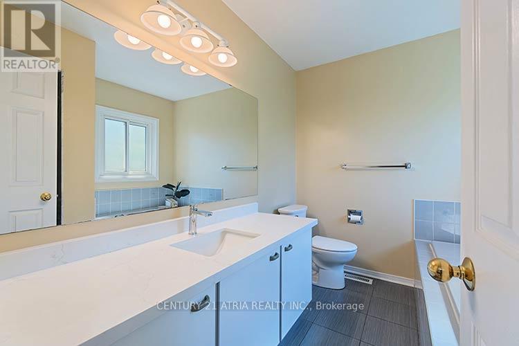 3372 Bobwhite Mews, Mississauga, ON