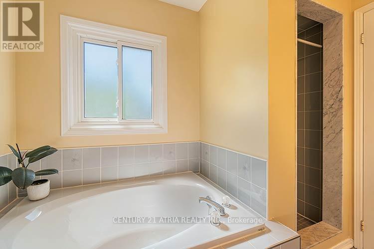 3372 Bobwhite Mews, Mississauga, ON