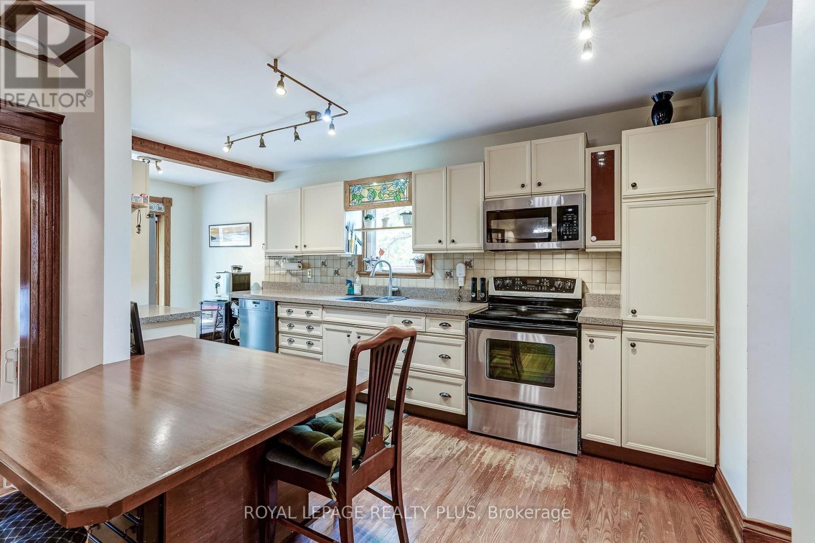177 Mineola Road E, Mississauga, ON