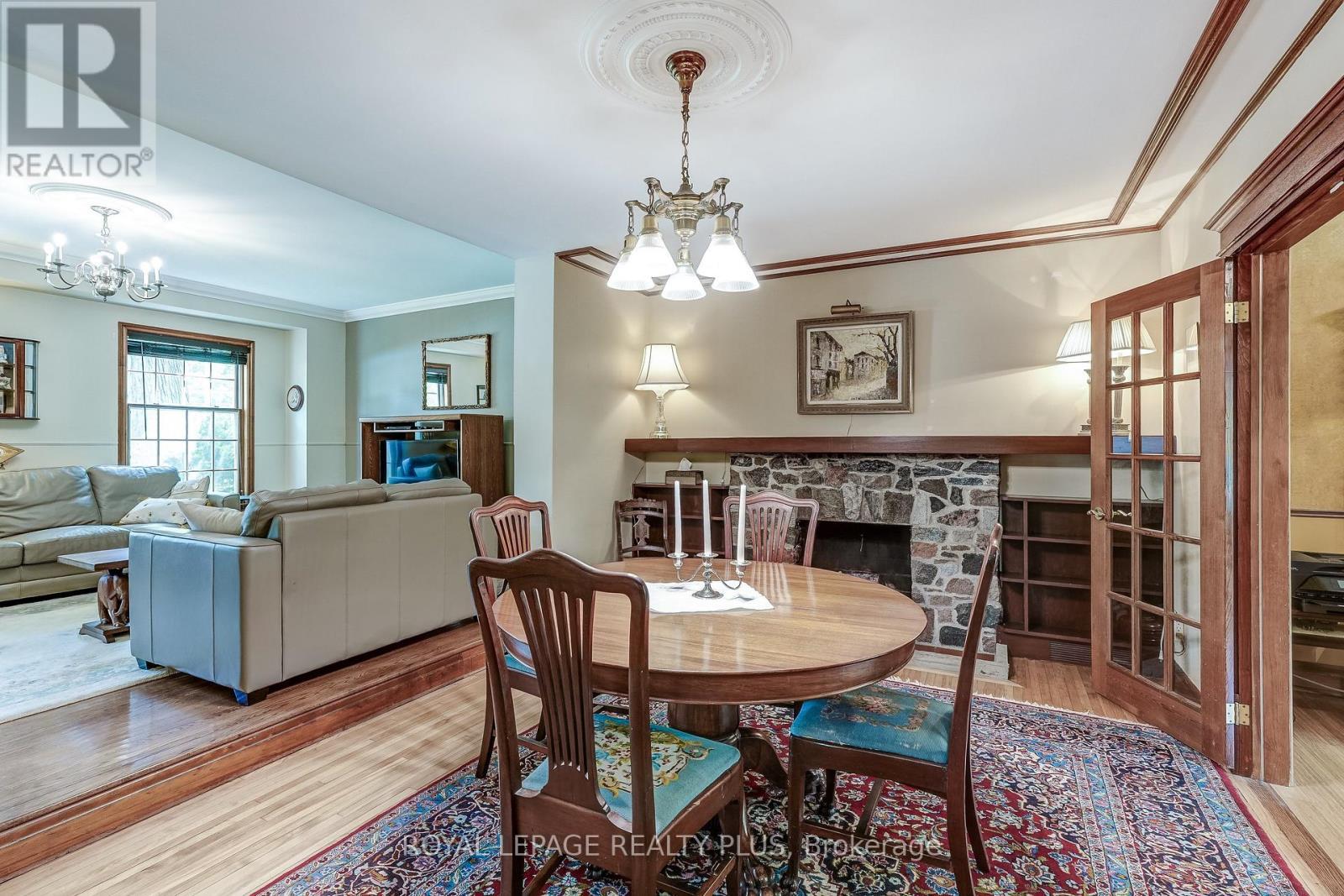 177 Mineola Road E, Mississauga, ON