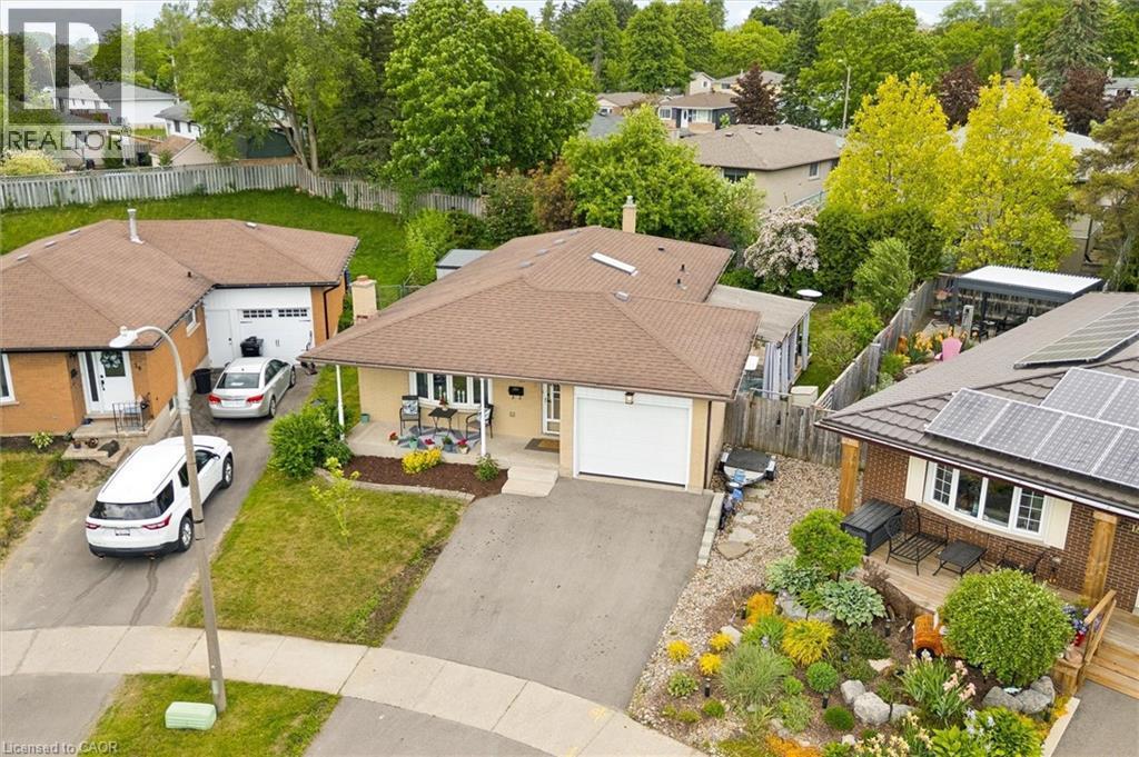 22 Brookside Crescent, Kitchener, ON