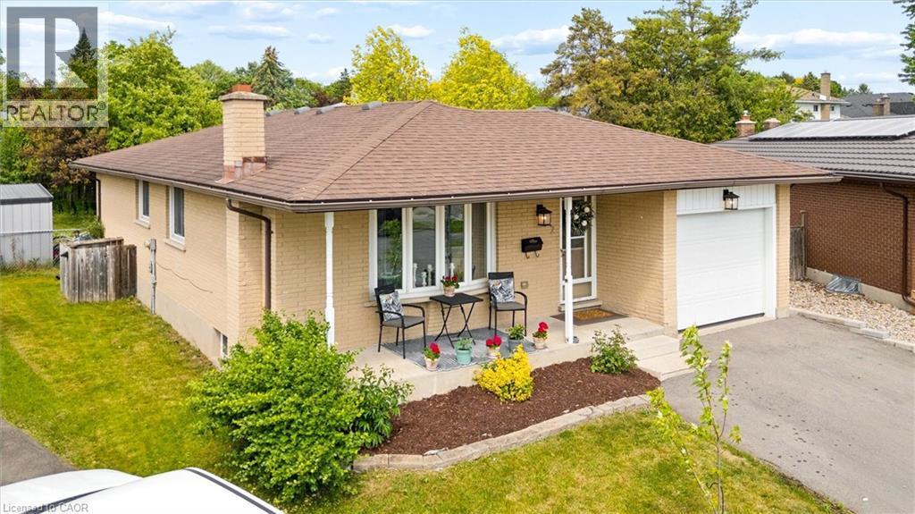 22 Brookside Crescent, Kitchener, ON