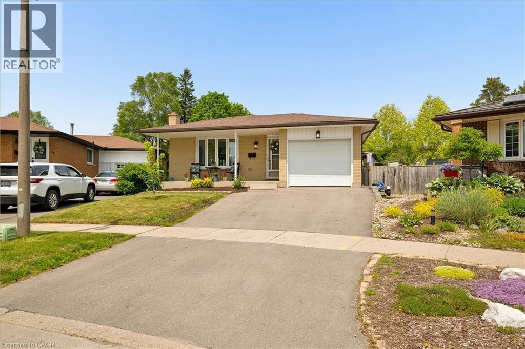 22 Brookside Crescent, Kitchener, ON