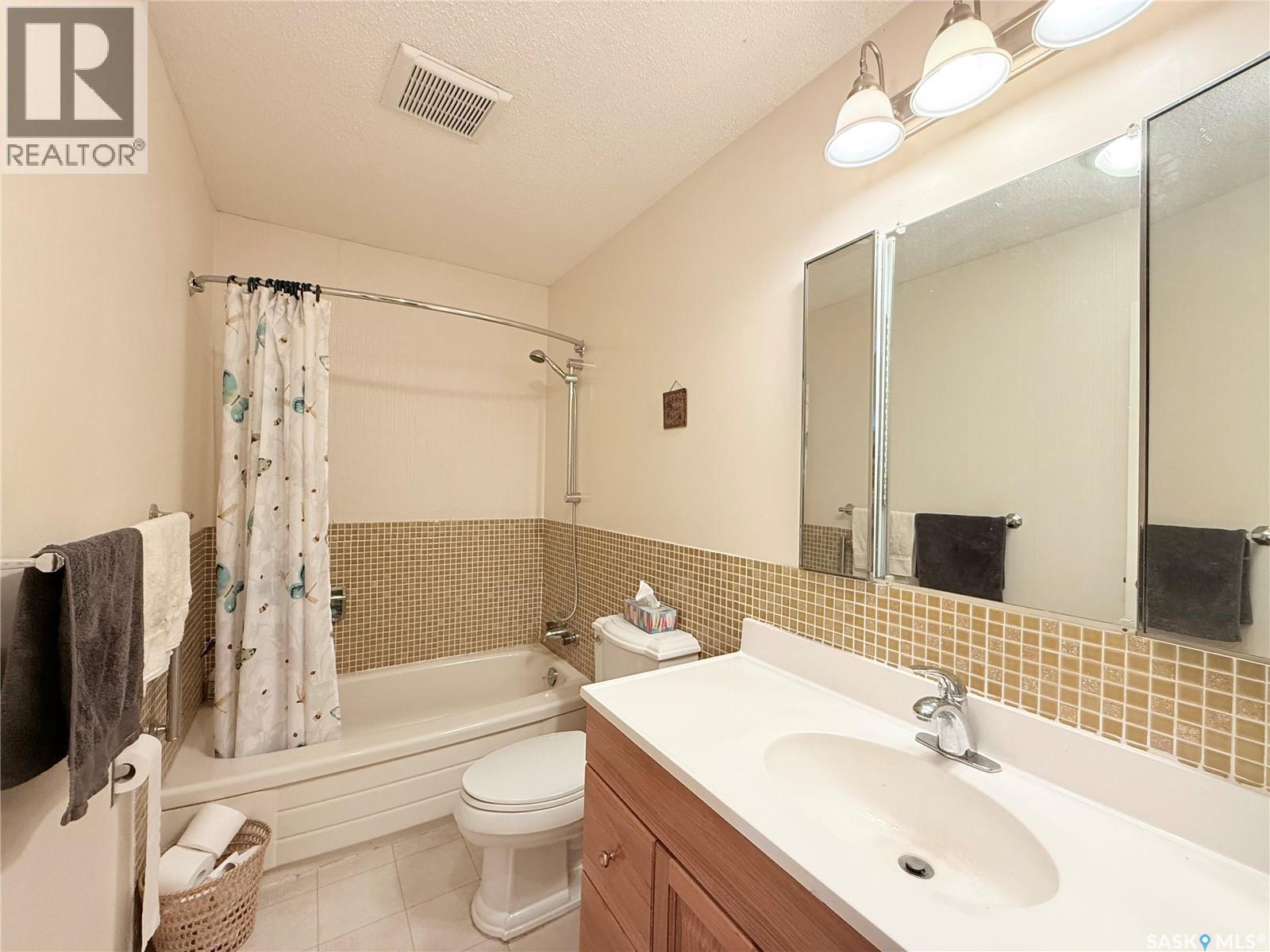 51 Tufts Crescent, Outlook, SK