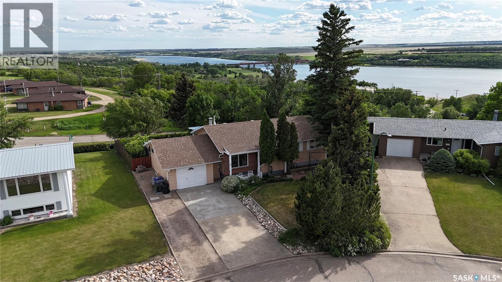 51 Tufts Crescent, Outlook, SK