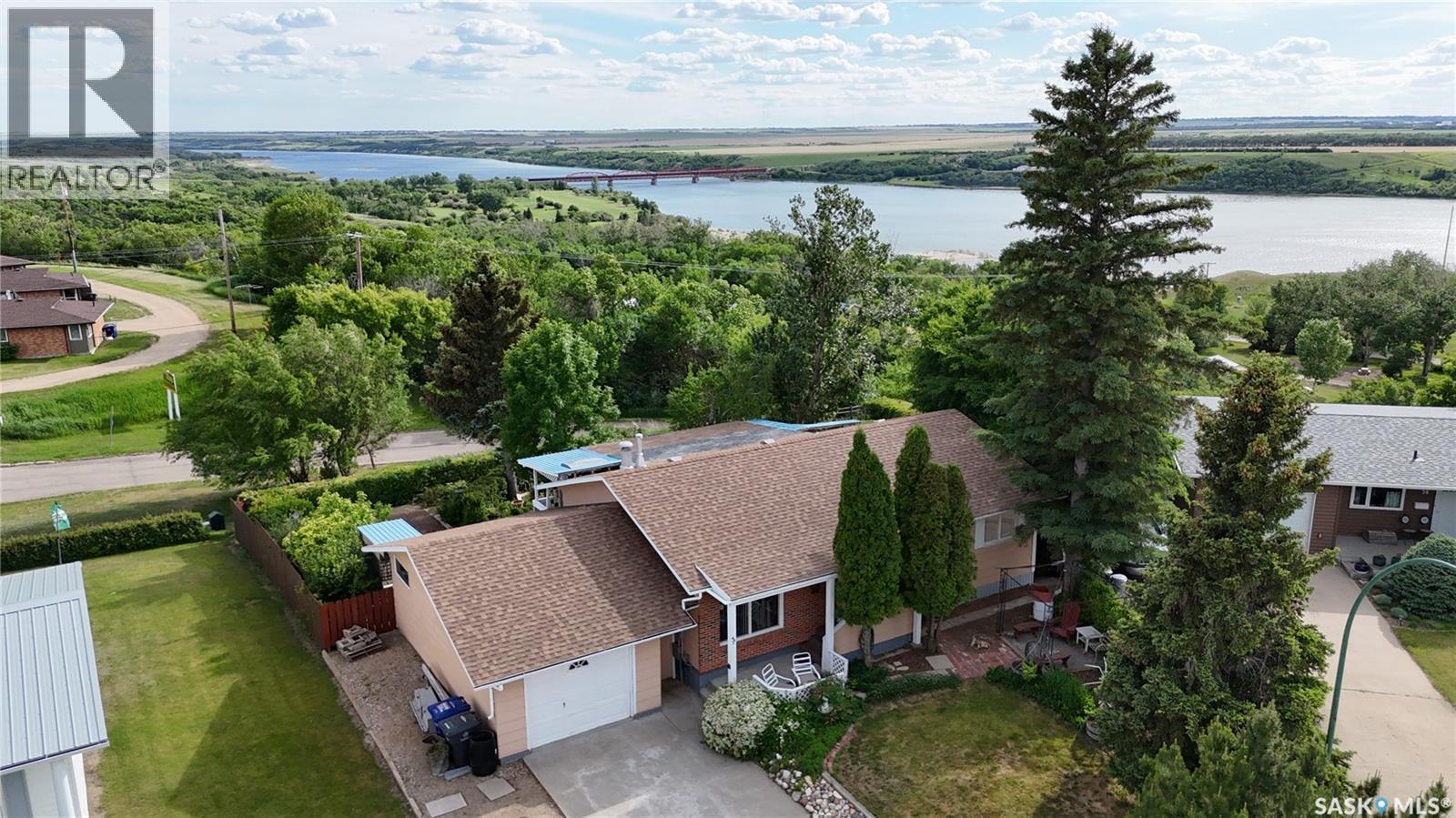 51 Tufts Crescent, Outlook, SK