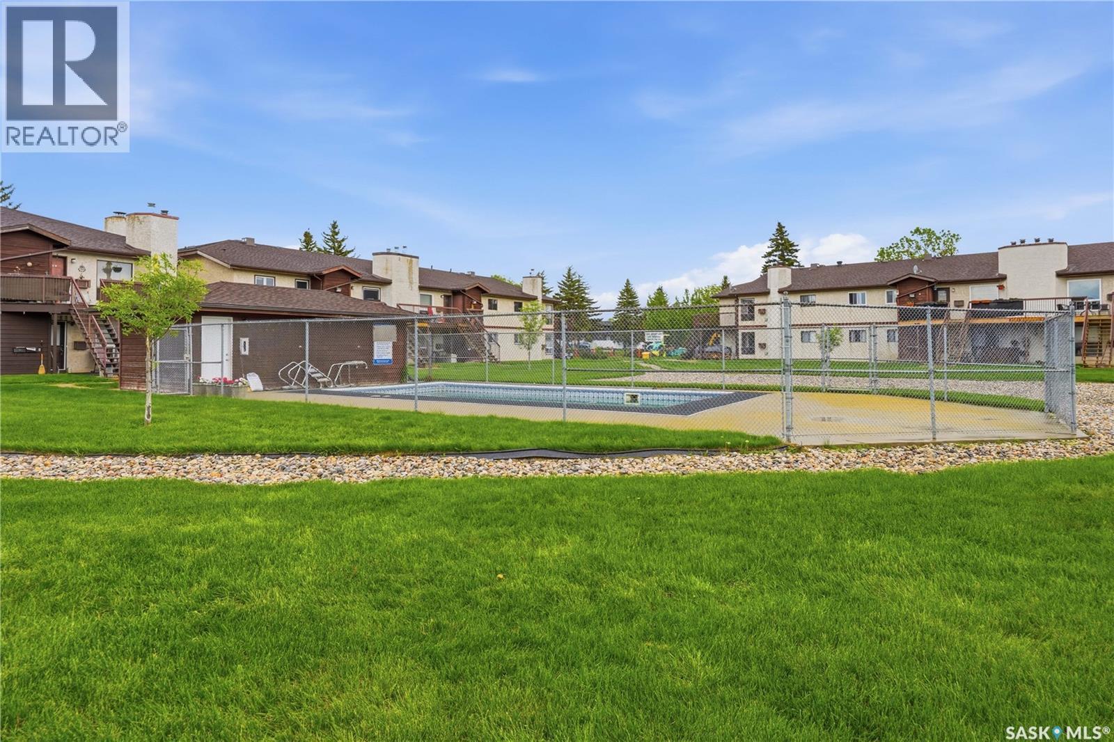105 2511 Neff Road E, Regina, SK